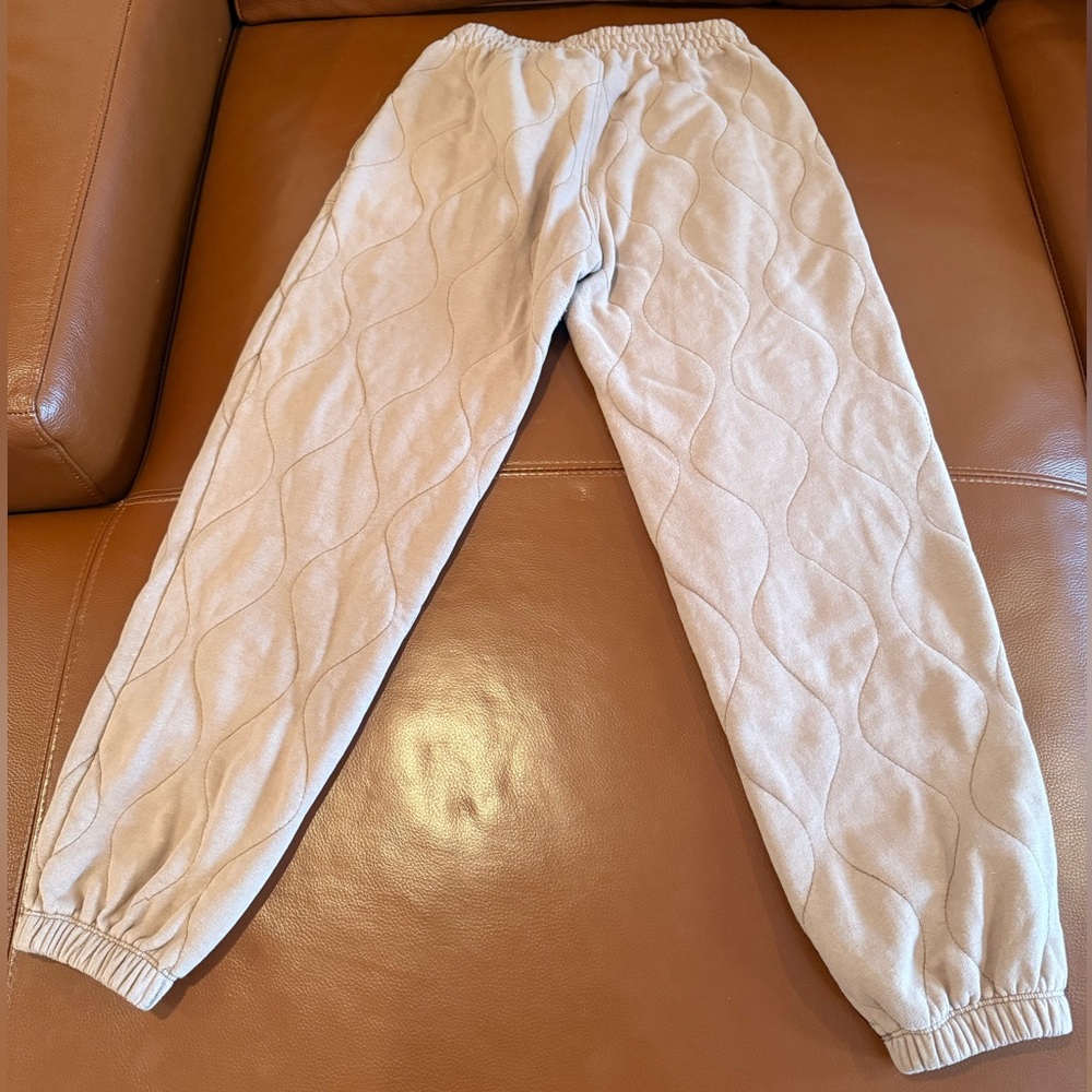 Abercrombie & Fitch Brown Quilted Joggers - Picture 2 of 4